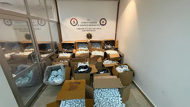 Samsun'da yakalanan uyuşturucu dudak uçuklattı.. Tam 421 bin hap!