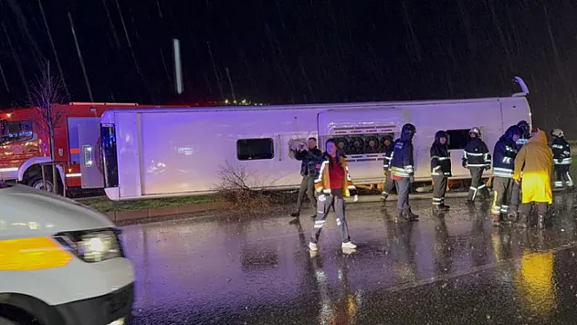 Samsun'da Yolcu Otobüsü Devrildi! Ankara-Tiflis Seferinde Can Pazarı...