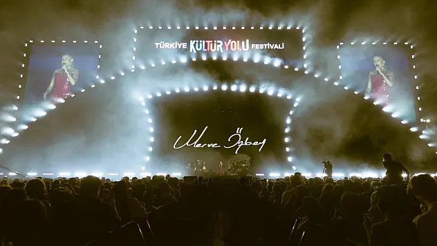 Samsun, Merve Özbey ile coştu