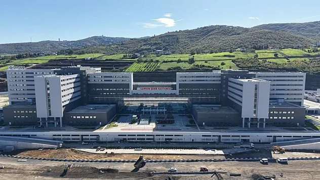 Samsun Şehir Hastanesi'nde tarihi ilk ameliyat gerçekleştirildi