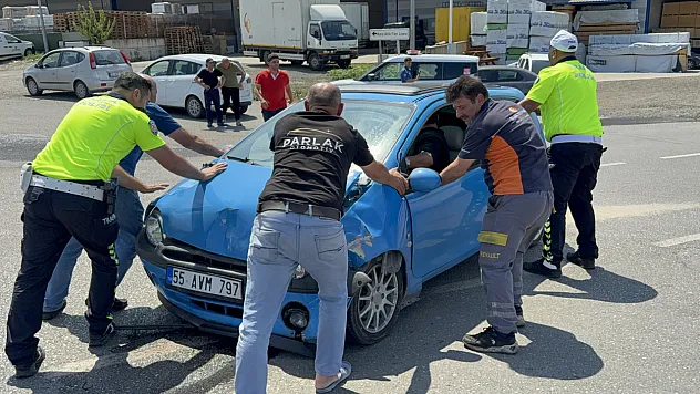 Samsun Toybelen Kavşağı'nda trafik kazası: 1 kişi yaralandı