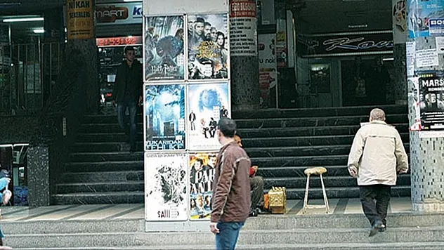 Samsun'un nostaljik mekanı konak Sineması tarihe karıştı