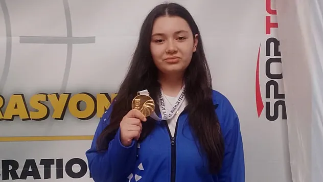 Samsunlu atıcı Eylül Beren Kuşulu Türkiye üçüncüsü oldu