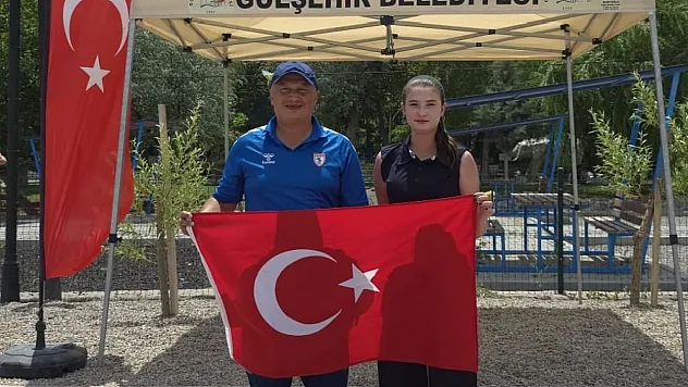 Samsunlu genç sporcudan Türkiye rekoru