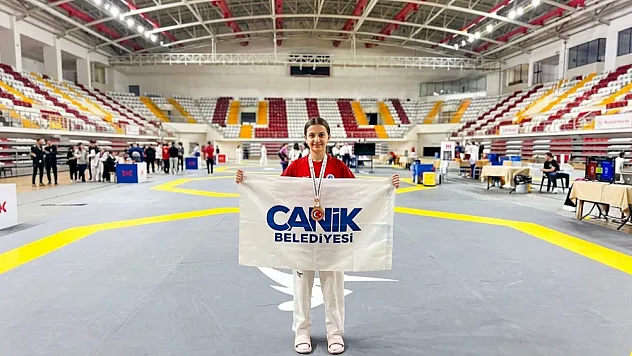 Samsunlu tekvandocu Asiye Nur Bilgin Türkiye Şampiyonası'nda finalde