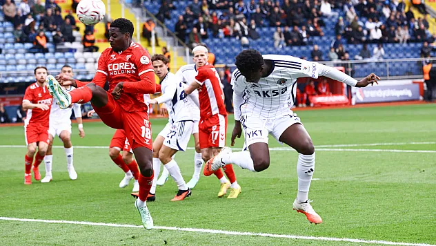 Samsunspor, Kasımpaşa deplasmanında: İlk 15 dakika golsüz geçildi