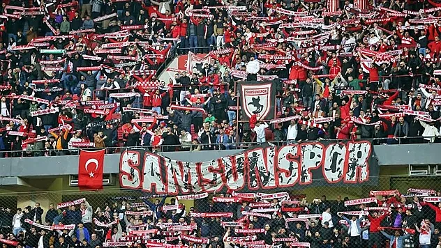 Samsunspor taraftar gruplarından açığa alınan polisler için çağrı!