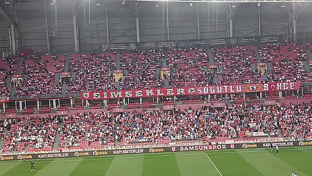 Samsunspor Taraftarlarından Maç Öncesi Coşkulu Destek: 'Mustafa Kemal'in Askerleriyiz'