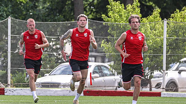 Samsunspor yeni sezonun ilk antrenmanını gerçekleştirdi