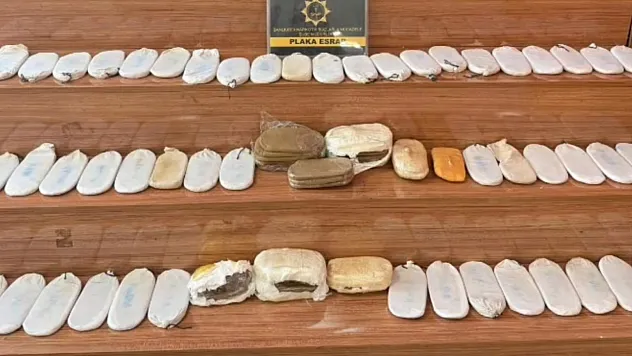 Şanlıurfa'da Araçta 20 Kilo 600 Gram Esrar Ele Geçirildi