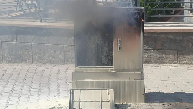 Şanlıurfa'da elektrik panosu alev alev yandı