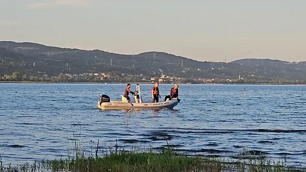 Sapanca Gölü'nde şnorkelli erkek cesedi bulundu