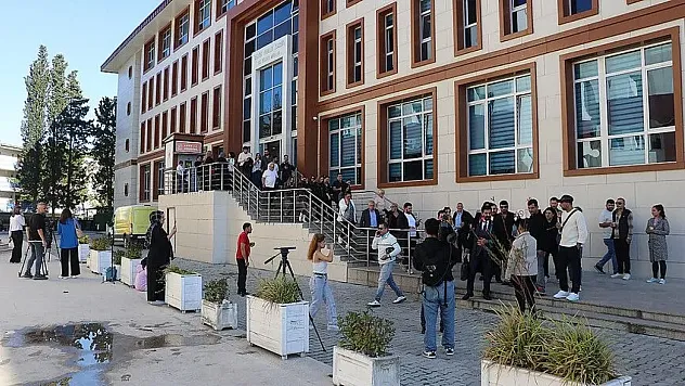 Şarkıcı Güllü davasında gerekçeli karar açıklandı