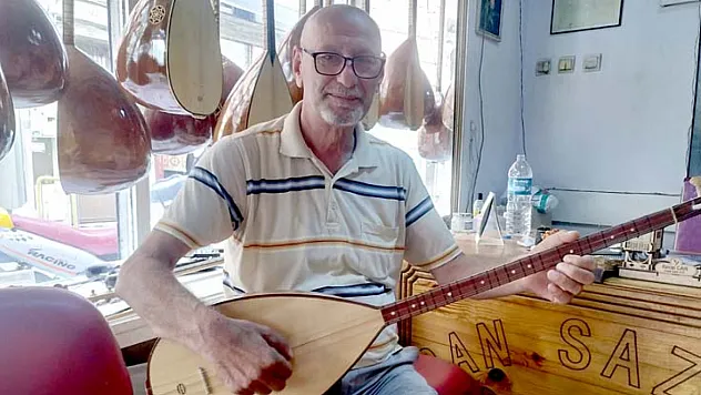 Saz ustası Can 'İyi Saz, Usta Ellerde Hayat Bulur'