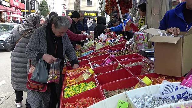 Şeker telaşına 'Ağzınızın tadı kaçmasın' uyarısı