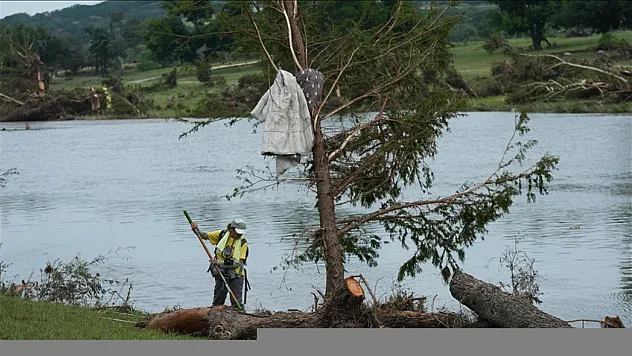 Sel felaketinde 104 kişi hayatını kaybetti