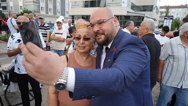 Serhat Türkel: 'Atakum'a hizmet aşkıyla çalışmalarımıza devam ediyoruz'