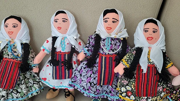 Şerife Bacı'nın hatırasını bez bebeklerle yaşatıyor