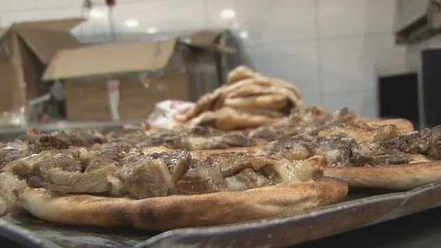 Siirtlilerin büryan özlemi Ankara'da giderildi