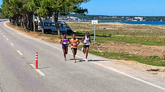 Sinop'ta ilk defa yarı maraton koşuldu