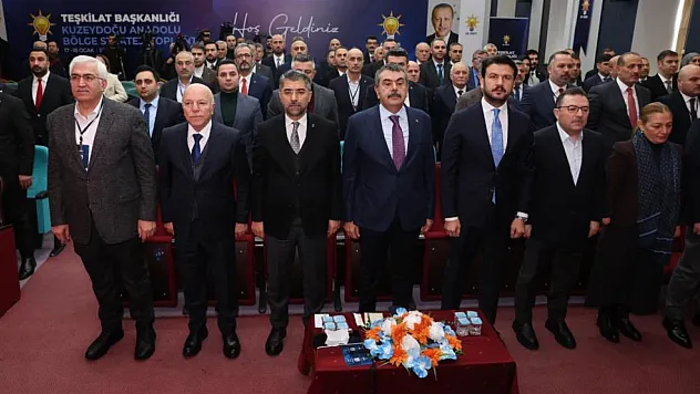 Siyasetin kalbi Erzurum'da atıyor