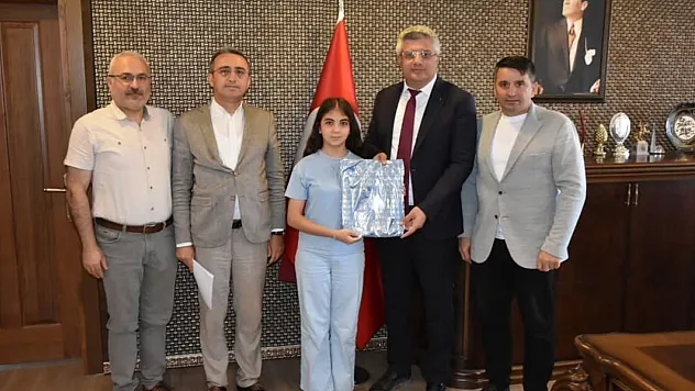 Sloganıyla fark yarattı