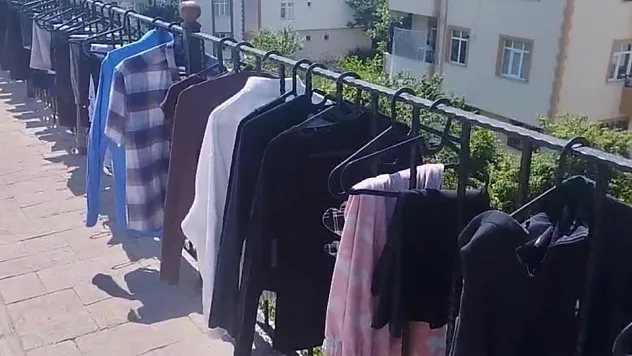 Sokakta kurulan iyilik reyonu ihtiyaç sahiplerine umut oldu