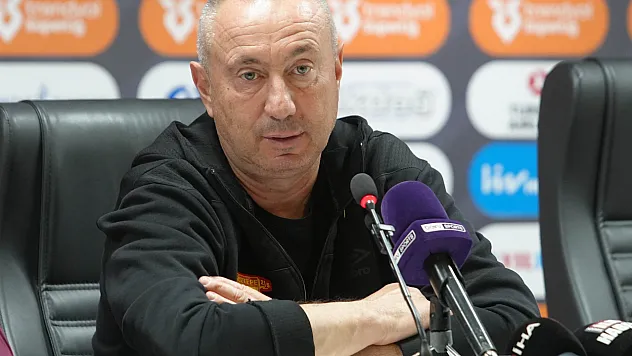 Stoilov: 'İyi bir sezon geçirdik Ama avrupa kapısından döndük'