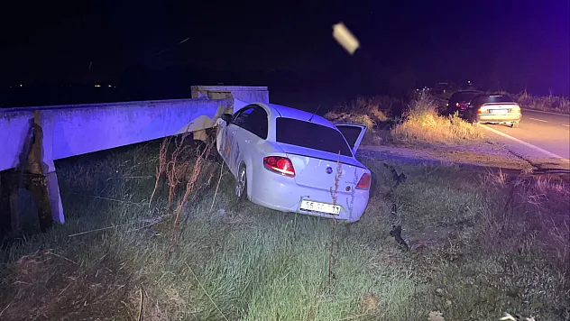 Su kanalının beton deposuna çarptı