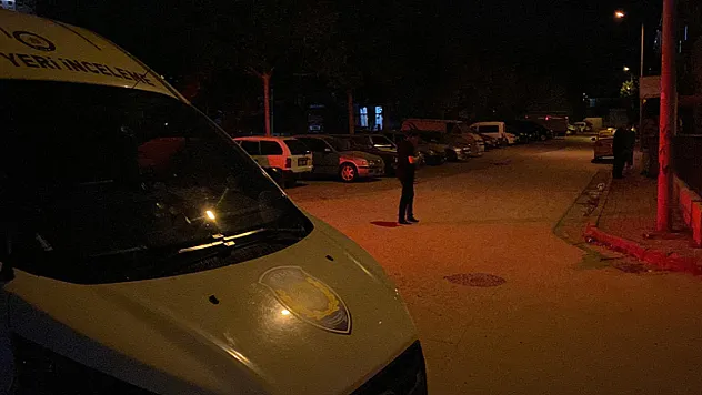 Tanımadığı kişiler tarafından bıçaklandı