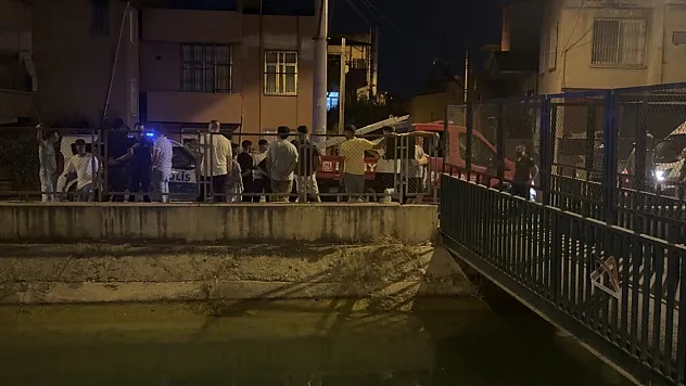 Tarsus'ta sulama kanalında facia: 6 yaşındaki çocuk kurtarıldı, kardeşi aranıyor