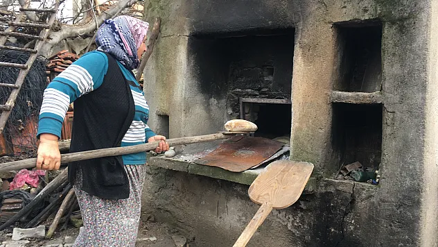 Taş Fırında Pişiyor, Haftalarca Bayatlamıyor