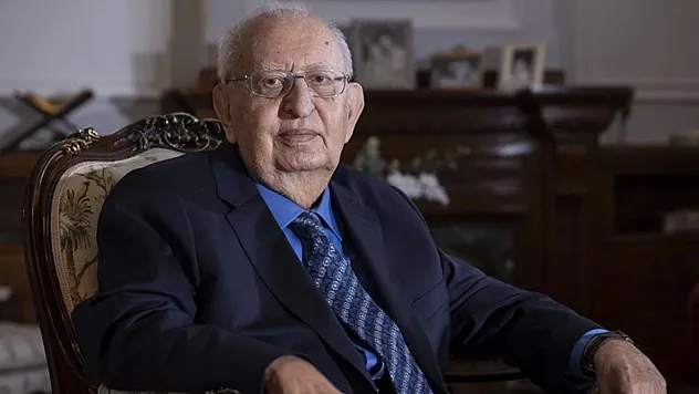 TBMM Eski Başkanı Hüsamettin Cindoruk 92 yaşında hayatını kaybetti