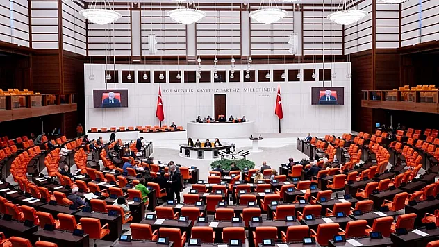 TBMM'ye yeni tütün kanun teklifi geliyor 2015 sonrası doğanlara ömür boyu sigara satışı yasaklanacak