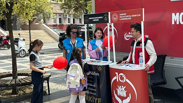 Tekkeköy'de Mobil Sosyal Hizmet aracı vatandaşlarla buluştu