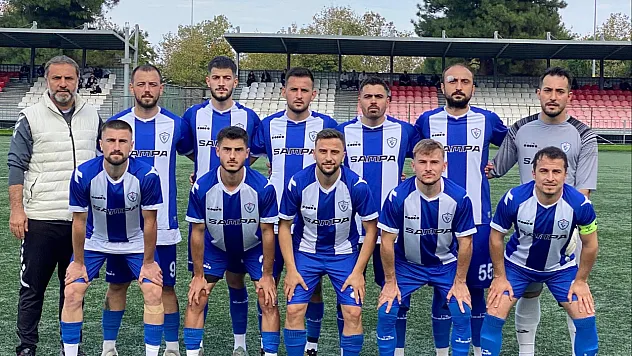 Tekkeköyspor galibiyetle başladı