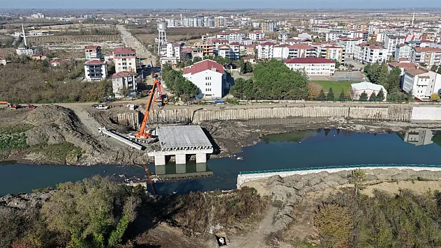 Terme'de Bulvar Yolu ve Köprü Çalışmaları Sona Yaklaşıyor