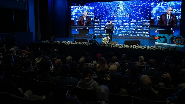 Ticaret Bakan Bolat:Türkiye'nin geleceği 3G'den geçiyor