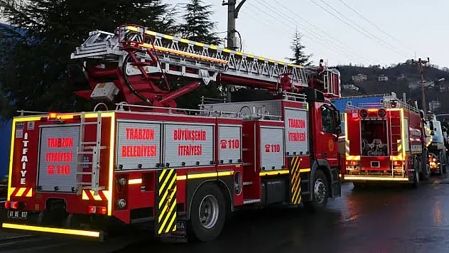 Trabzon'daki bir iş yerinde yangın çıktı