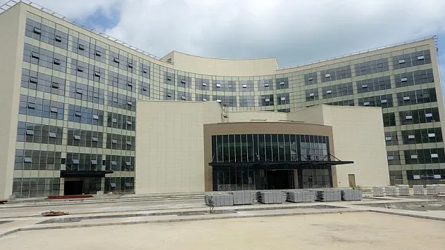 Trabzon'un sağlık üssünde 8 bin kişi görev yapacak
