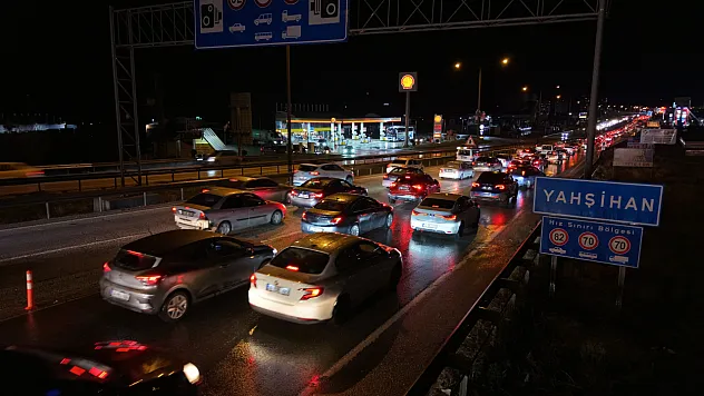 Trafik 40 kilometreyi aştı