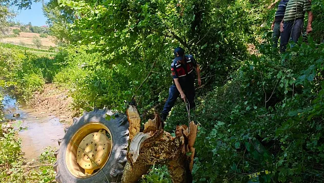 Traktörün altında kalan sürücü öldü