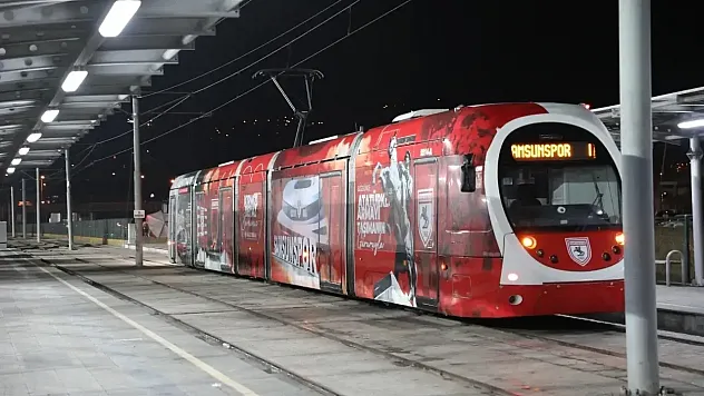 Tramvayda Yangın Paniği