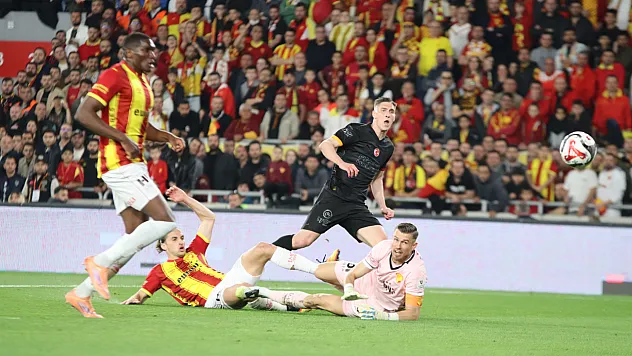 Trendyol Süper Lig: Göztepe: 1 - Galatasaray: 3