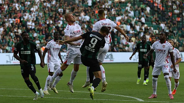 Trendyol Süper Lig: Kocaelispor: 0 - Samsunspor: 0 (Devre arası)