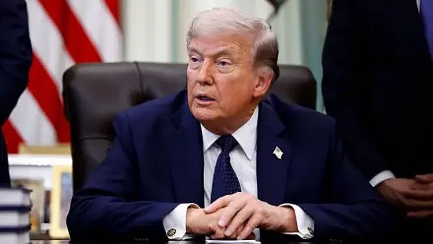 Trump'tan İran'a 'telefon' resti: 'Bütün kartlar elimizde'