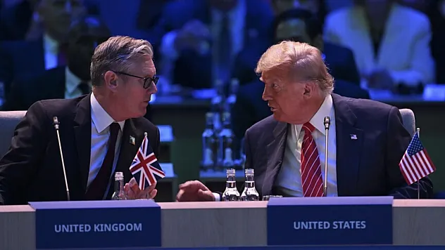 Trump'tan Sürpriz Starmer Çıkışı: 'İstifa Edecek'
