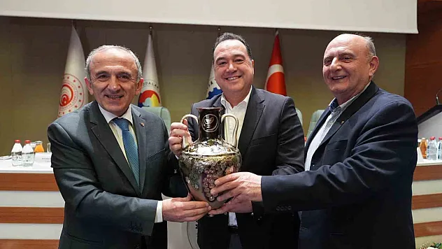 TSO Başkanı ziyarette bulundu