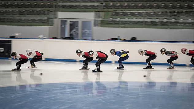 Türk sporunun yükselen branşı sürat pateni