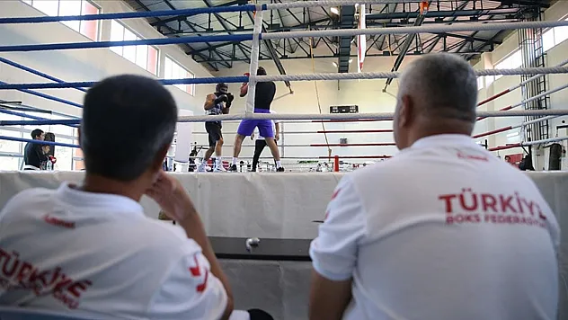 Türk ve Kazak boksörler Kastamonu'da ikili kamp yaptı